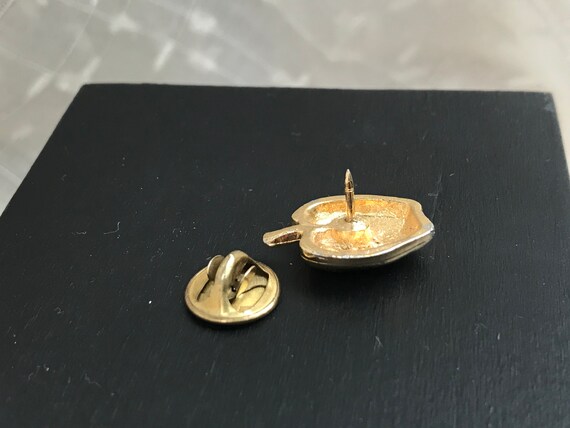Vintage Jubilee Golden Apple Lapel Pin View 6