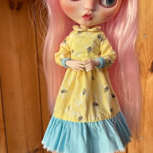 Dress for Blythe doll Clothes Dress for doll Blythe clothes Outfit for doll Blythe custom OOAK doll Summer dress Bee dress