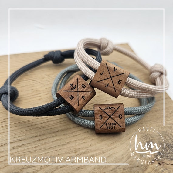 personalisiertes Armband mit Gravur, Partnerarmband Holz Geschenk Muttertag Vatertag Herrentag Weihnachten Valentinstag Kreuzmotiv