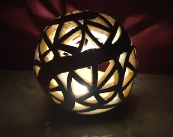 Light ball, decorative light with tea light