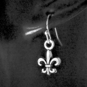 Fleur de lys Earrings, Small Fleur de lis Jewelry Gift, Clip on or 925 sterling Silver lever back, Stainless Steel Stud, Hypoallergenic hook