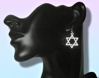 Large Star of David Earrings for pierced or non pierced ears, Israel Star Jewelry Gift, Clip on or 925 Sterling Silver, Lever Back, Stud