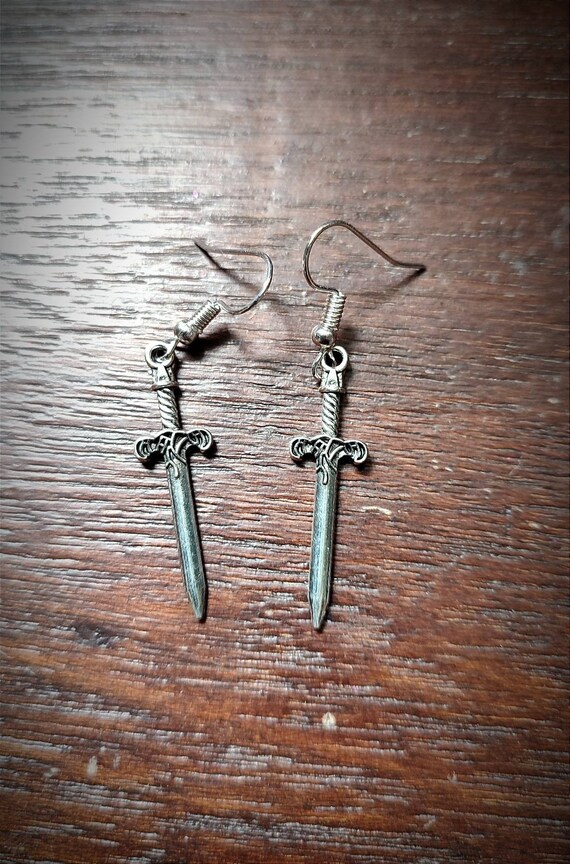 Acotar earrings sale