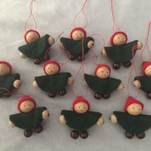 10 little Christmas gnome pendants!