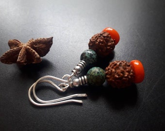Boucles d’oreilles de corail turquoise Rusdraksha Revolution boucles d’oreilles de graine rudraksha