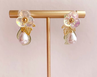 Elegante Blumen-Ohrringe Mit Perlen – Boho-Style, Weiß, Aus Acryl, Perfekt Für Hochzeit & Partys