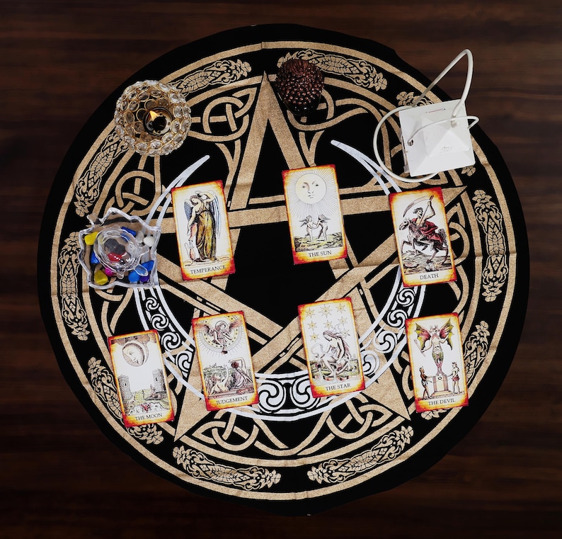 Handgemaakte Wicca altaarkleed: katoenen tafelkleed met pentagram en halve maan hekserij afbeelding 2