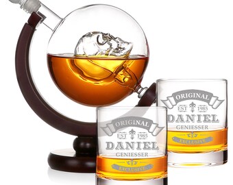 Globe Skull Decanter con 2 vasos de whisky - grabado personalizado - vaso, decantador, jarra - regalo - cumpleaños, Navidad