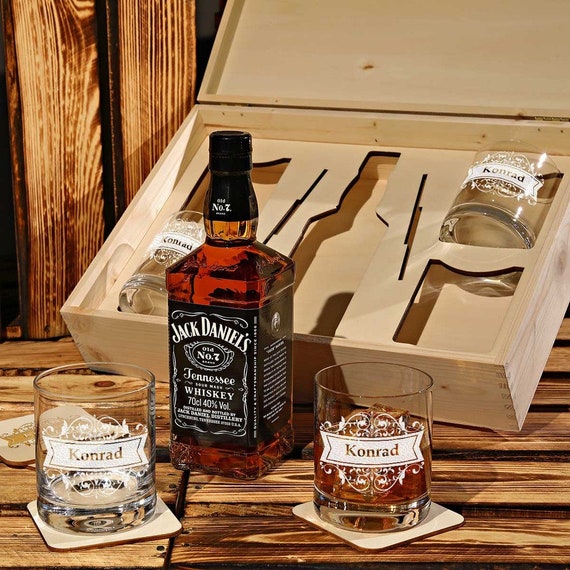 Hotchpotch Bicchiere Da Whisky Per 50° Compleanno, Con Sottobicchiere Abbinato, Design Canna Di Fucile E Scritta '50 Woohoo!'. Confezione Regalo Di Alta Qualità.