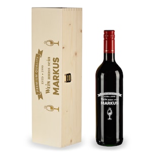 2-TLG Wein Geschenkset - mit Name - 1x 0,7 Liter Flasche Rotwein, 1x Holzbox - Geburtstag - Getränk - für Genießer - Motiv Premium Quality