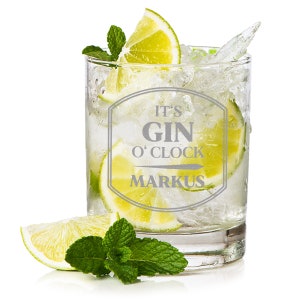 Gin Glas mit personalisierter Wunschgravur Wunschname Glas für Drinks mit Gravur perfekt für Genießer Spruch: It's Gin o'clock Bild 3