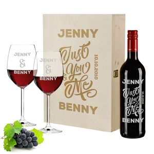 4-piece wine gift set with personalized engraving motif Just you & me