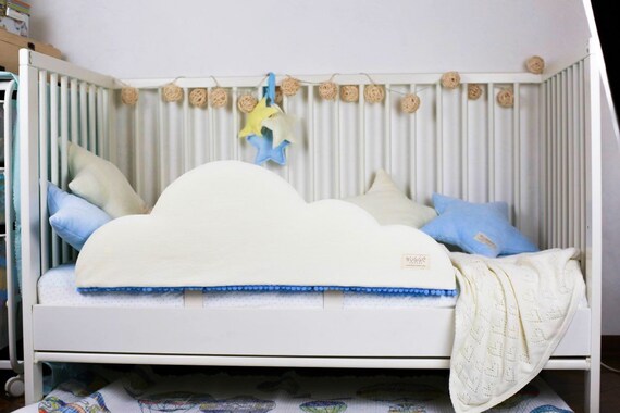 kids bed with rails