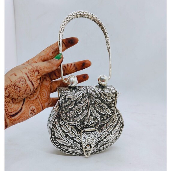 Party Pure Silver Oxidized Designer Handle Bag With Precious Gemstone at Rs  45999/piece in Jaipur