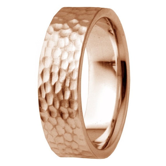 Anello per lui sale