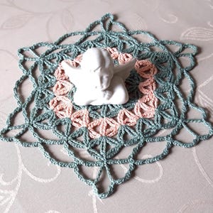 crochet Doiley &quot;FLOWER OF LIFE&quot;