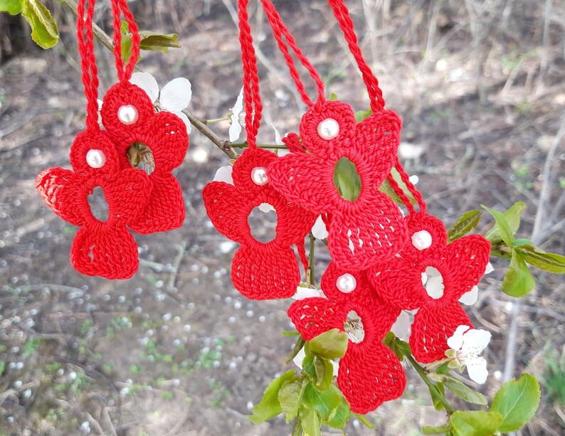 Set of 6 crochet Angel Charms red image 3