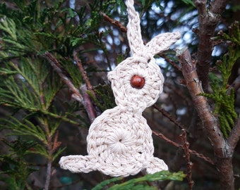 Lapin au crochet beige avec cordon