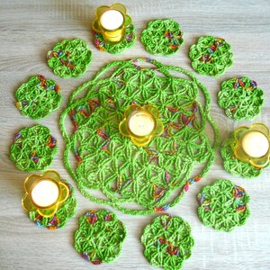 Set di sottobicchieri all'uncinetto FIORE DELLA VITA