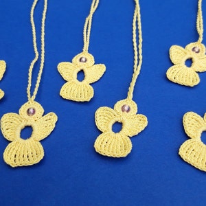 6 Anges au crochet en jaune image 1