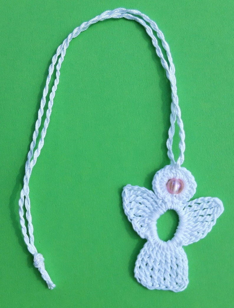 2 crochet Angel Charms white, rose bead image 3