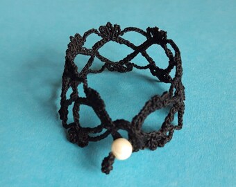 crochet Bracelet black, filigree