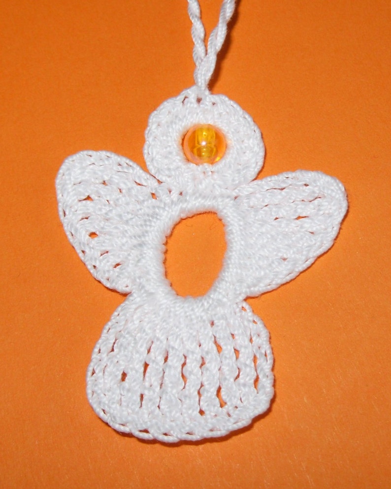 4 Anges au crochet en blanc image 3