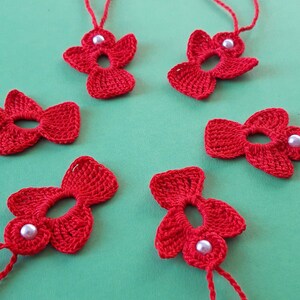 Set of 6 crochet Angel Charms red image 4