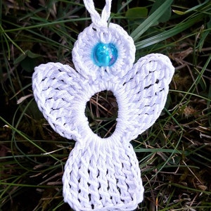 3 crochet Angel Charms white, turquoise bead image 2
