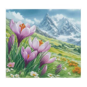 Puede incluir: Una pintura de paisaje vibrante que presenta flores de azafrán moradas con estambres naranjas, sobre un fondo de colinas verdes y montañas nevadas bajo un cielo azul. La obra de arte evoca una sensación de primavera y belleza natural.
