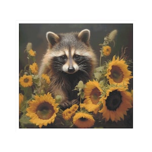 Puede incluir: Un mapache con cara y pelaje negros y grises, rodeado de girasoles amarillos brillantes con centros de color marrón oscuro. El mapache mira directamente al espectador, creando una escena encantadora y natural.