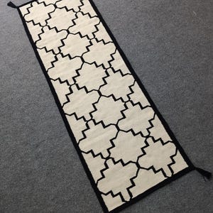 Beige black Navajo rug, Navaho bedroom rug, custom order rug, made to order rug,  authentic Navajo rug, Moroccan kilim rug 4x6 5x8, 6x9 rug