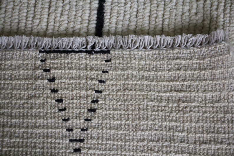 新品／モロッコ直輸入】ハンベルラグ 手織りウール モロッコ産