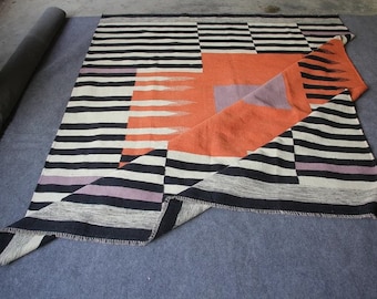 Geometrisch wollen kelimtapijt: platgeweven custom designer