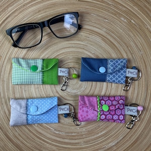 Brillenputzetui mit Schlüsselhaken – Putztuch Etui – Handmade Geschenk für Brillenträger – PeCaLe Patchwork