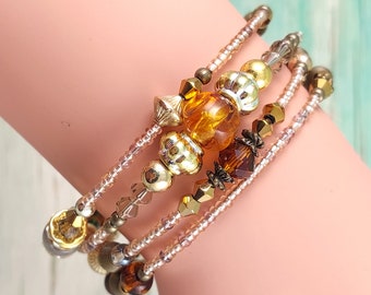 Armband Memory-Draht, Perlenarmband goldfarben, mehrreihiges Armband, Sommer Armband, Perlen Armband vintage, Geschenkidee
