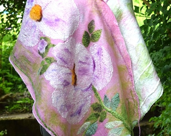 Stola in feltro Nuno, scialle in lana merino e seta, scialle in feltro di lana, grande scialle floreale, scialle fatto a mano