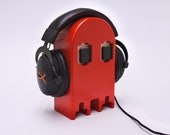Headphone stand, Wooden retro game Ghost, Gamer gift, Headphone holder, Retro gamer gift, Computer desk decor, Headphone display
