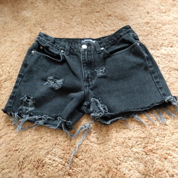 London Jean, Black distressed cutoff jeans size 8