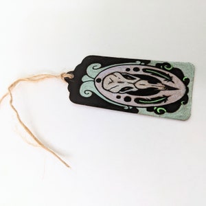 Crow Veau gift tag