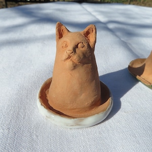 Cat clay figurine, rustic fragrance diffuser, Italy pet Art shop, handmade pottery cat, red white cat ceramic, unique gift him her cat lover