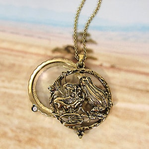Flog 6 Times Magnifier Magnifying Glass Top Sliding Magnet Pendant Necklace, 30 inch plus 3 inch