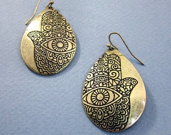 Hamsa Designed Engraved Teardrop Shape Drop Dangle Earrings