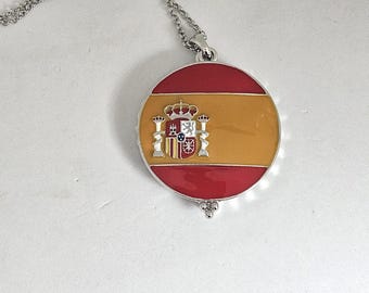 Magnifying Glass Necklace world cup Spain team Necklace