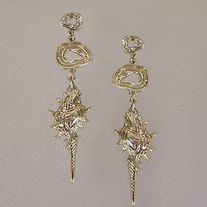 Abstract Metal Conch Shell Dangle Drop Post Earrings