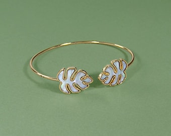 Mother of Pearl Monstera Wired Cuff Bracelet