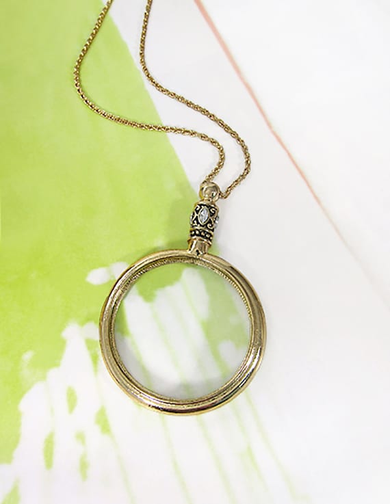 Magnifying Glass Pendant Necklace 30 inch