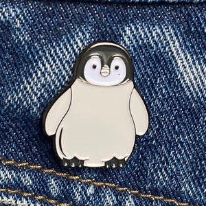 Graziosa spilla a forma di cucciolo di pinguino!
