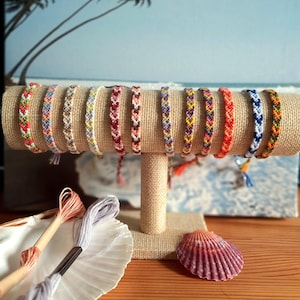 Handmade Brazilian Chevron Bracelet, Arrow Woven Friendship Bracelet, Delicate Boho Macrame Jewelry, Girlfriend Gift, Beach and Summer Style