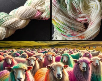 Sockenwolle Regenbogen 4-fach 100g handgefärbt weiß mit Sprenkeln, mulesingfrei, bunt, auch für Mütze, Tuch und Handschuhe